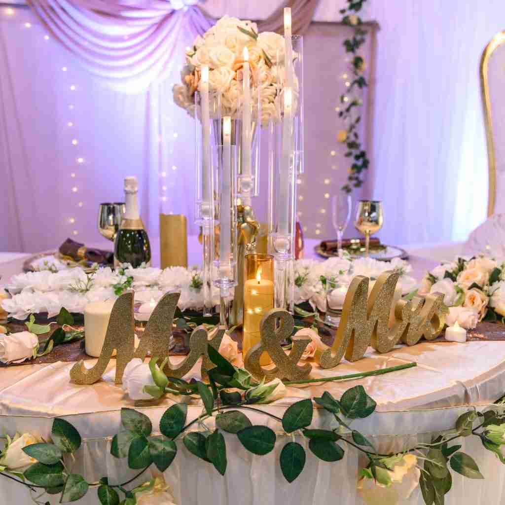 How to Choose the Perfect Flower Color for Your Event